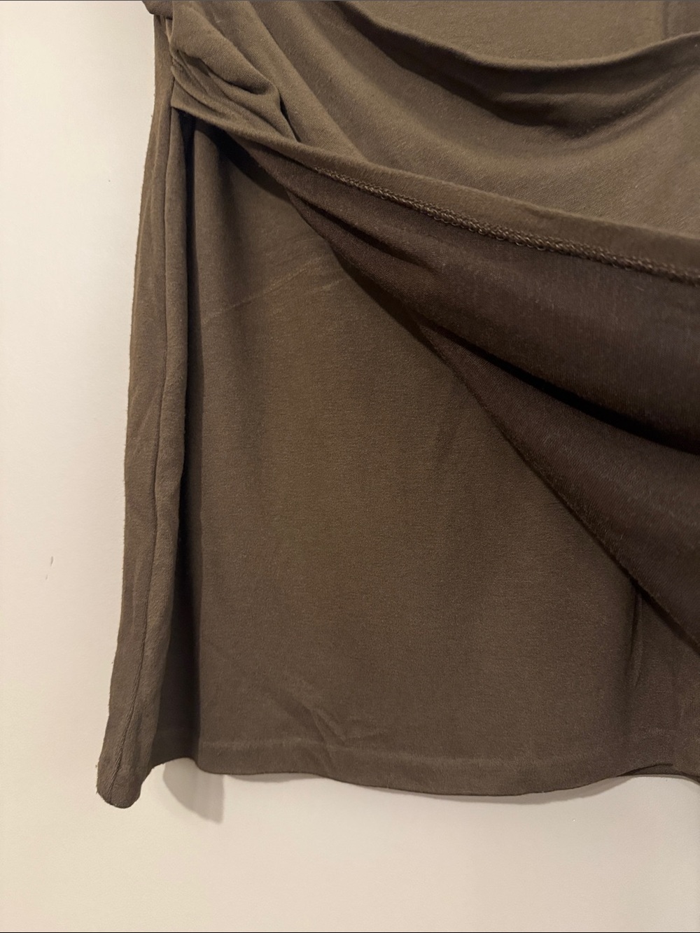 Vince Women’s Draped jersey mini skirt, Army Green, size M - Picture 8 of 11
